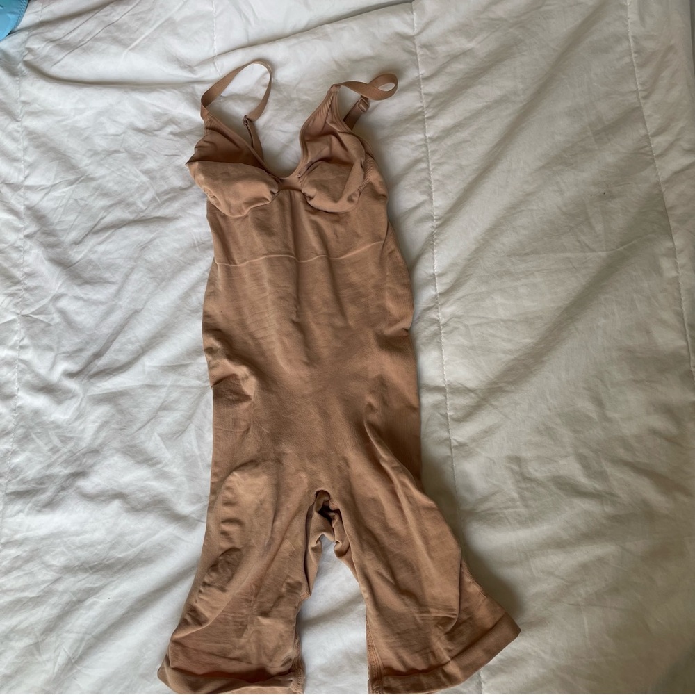 SKIMS Mid Thigh Sculpting Bodysuit